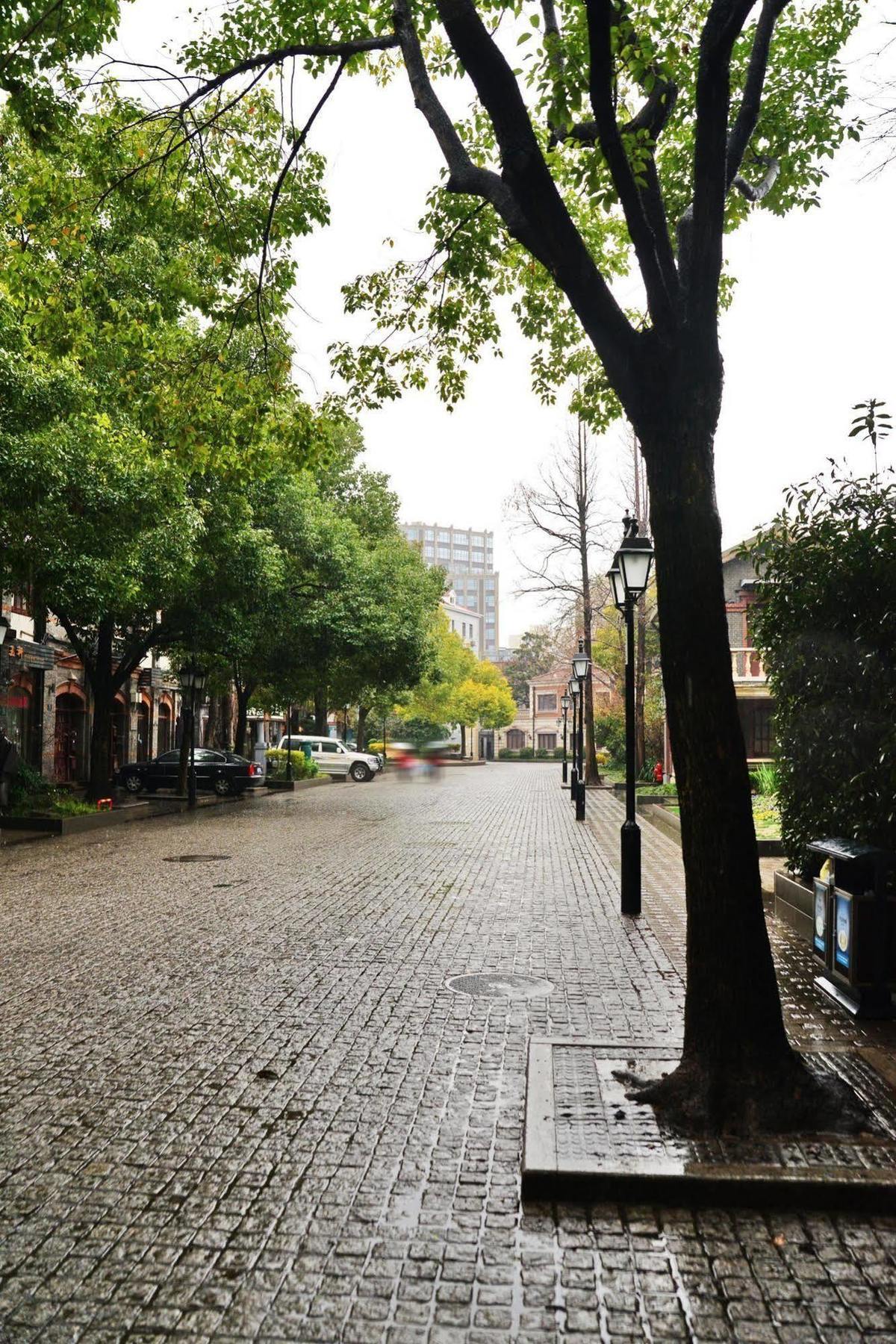 Kingtown Hongkou Shanghái Exterior foto